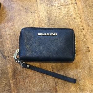 Leather Michael Kors wallet wristlet w phone slot